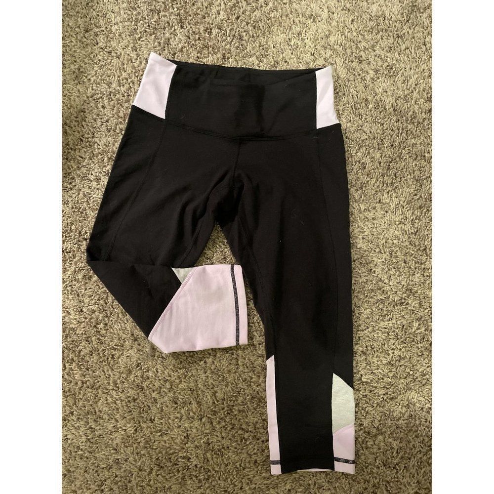 Lululemon Brand Women’s Embody Crop Luon Material Yoga Cropped Tights size 6 EUC - Picture 2 of 12